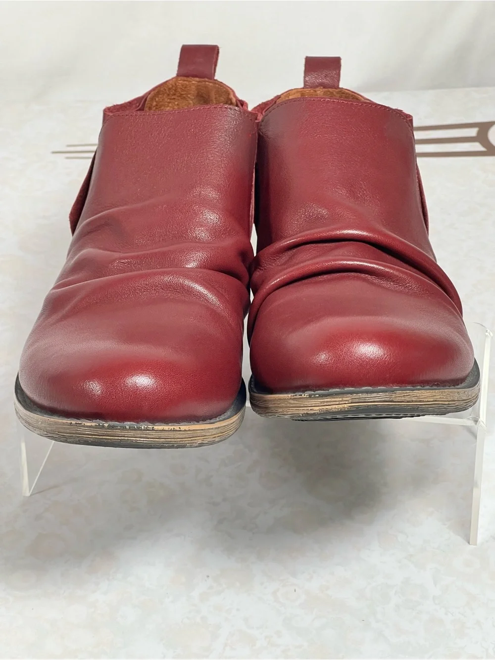 Biza Ellis Ruched Leather Slip-on Bootie Loafer Shoe Womens Sz Euro 40, US 9